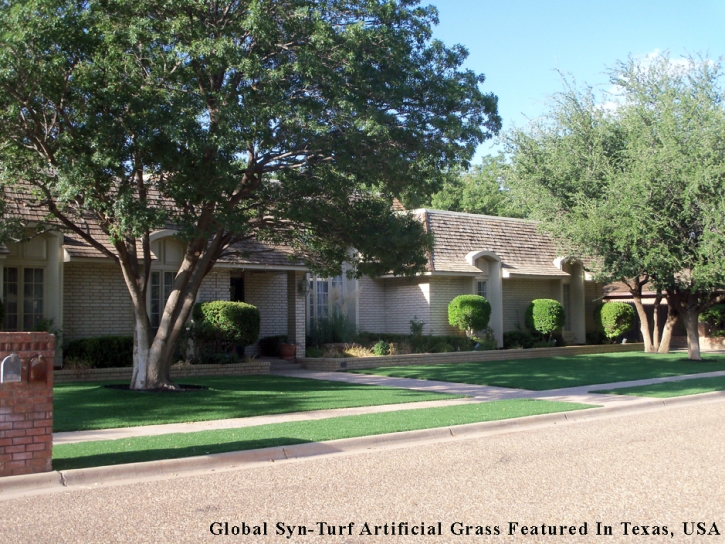 Fake Lawn Rolling Hills, California Lawns, Front Yard Landscaping